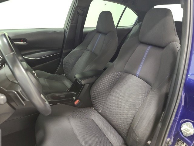 Used 2020 Blue Crush Metallic Toyota SE image 16