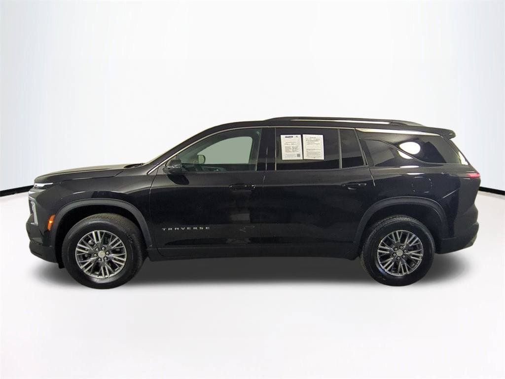 2026 Chevrolet Traverse LT - Photo 8
