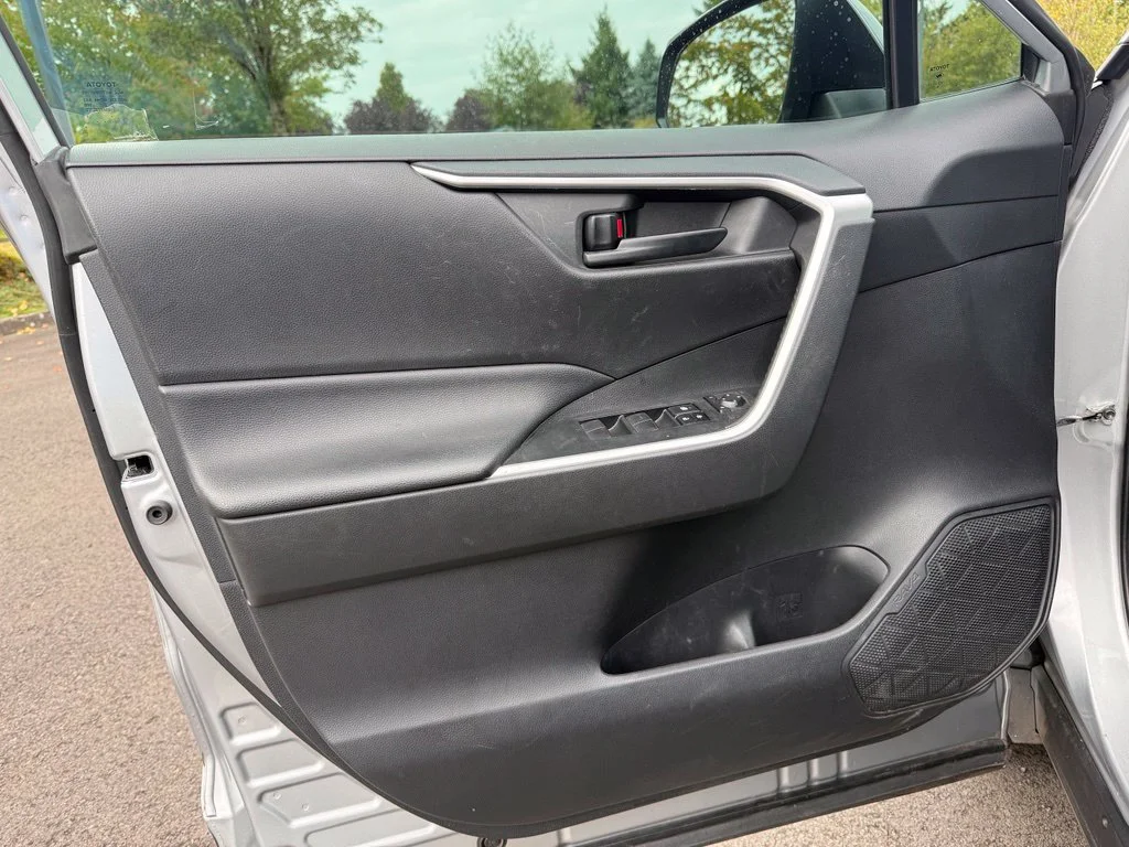 Used 2019 Silver Sky Metallic Toyota LE image 16
