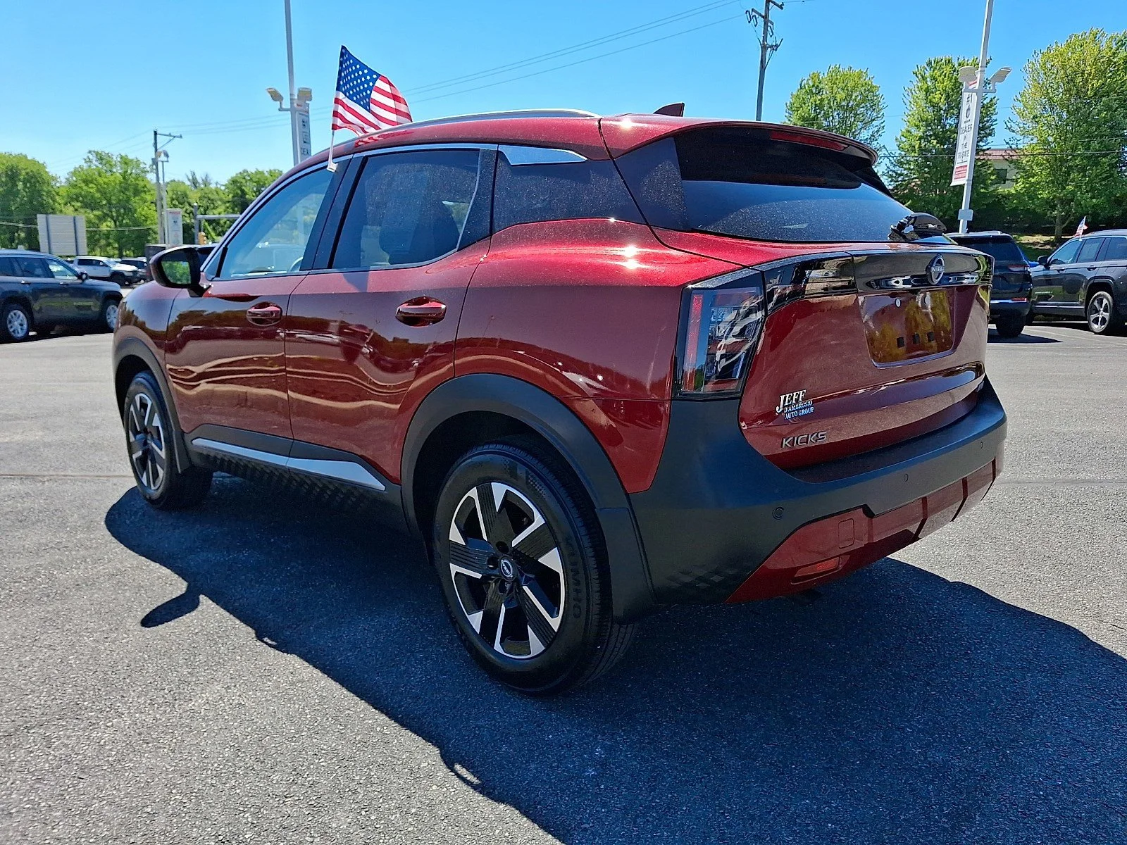 Used 2025 Scarlet Ember Tintcoat Nissan SV image 4