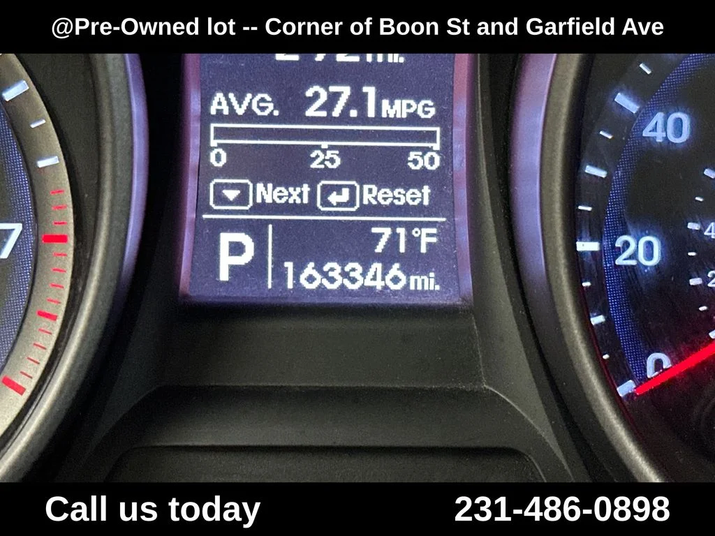Used 2014 Gray Hyundai Base image 24