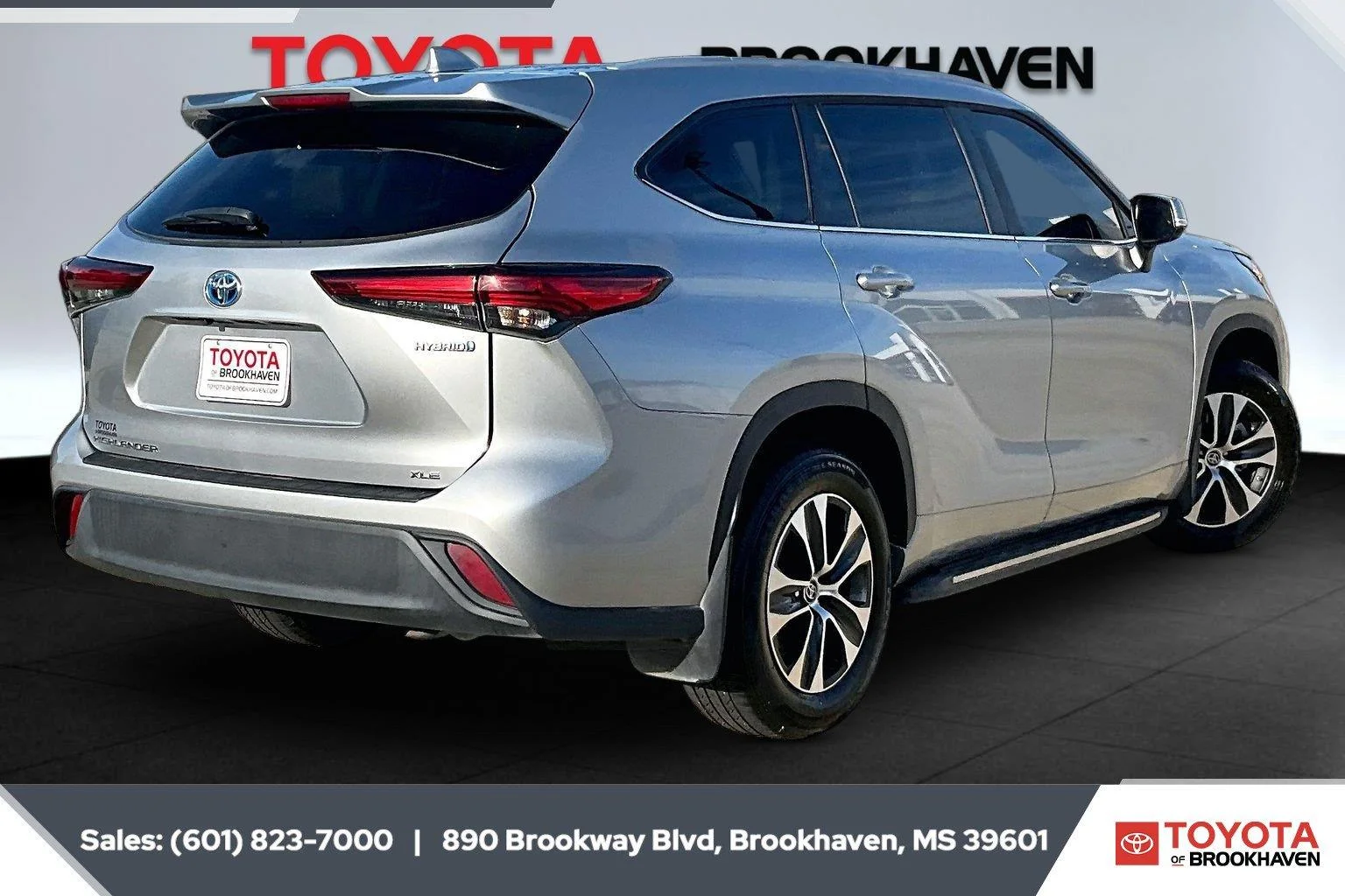 Used 2023 Celestial Silver Metallic Toyota Hybrid XLE image 11