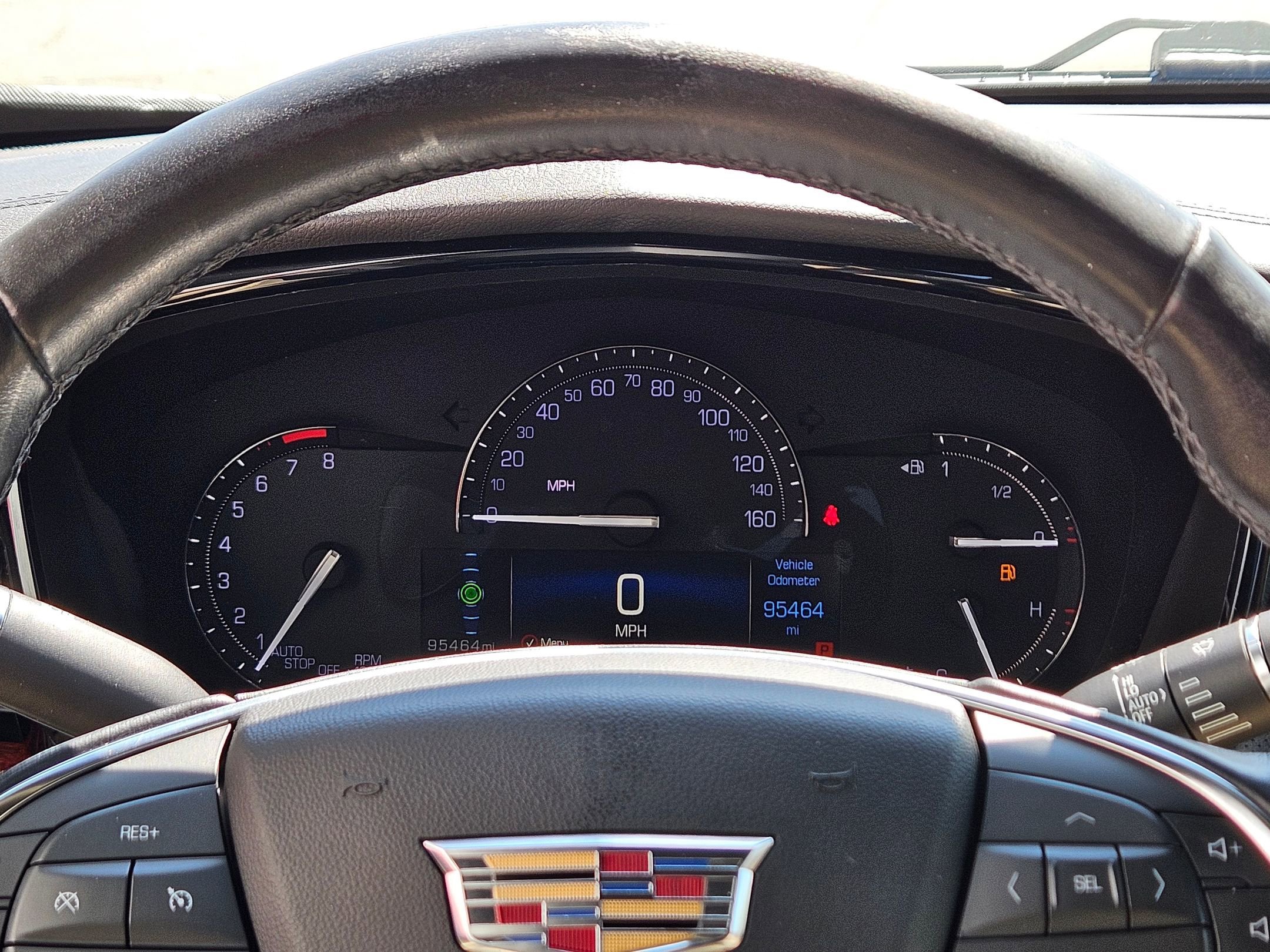 Used 2019 Crystal White Tricoat Cadillac Luxury FWD image 16