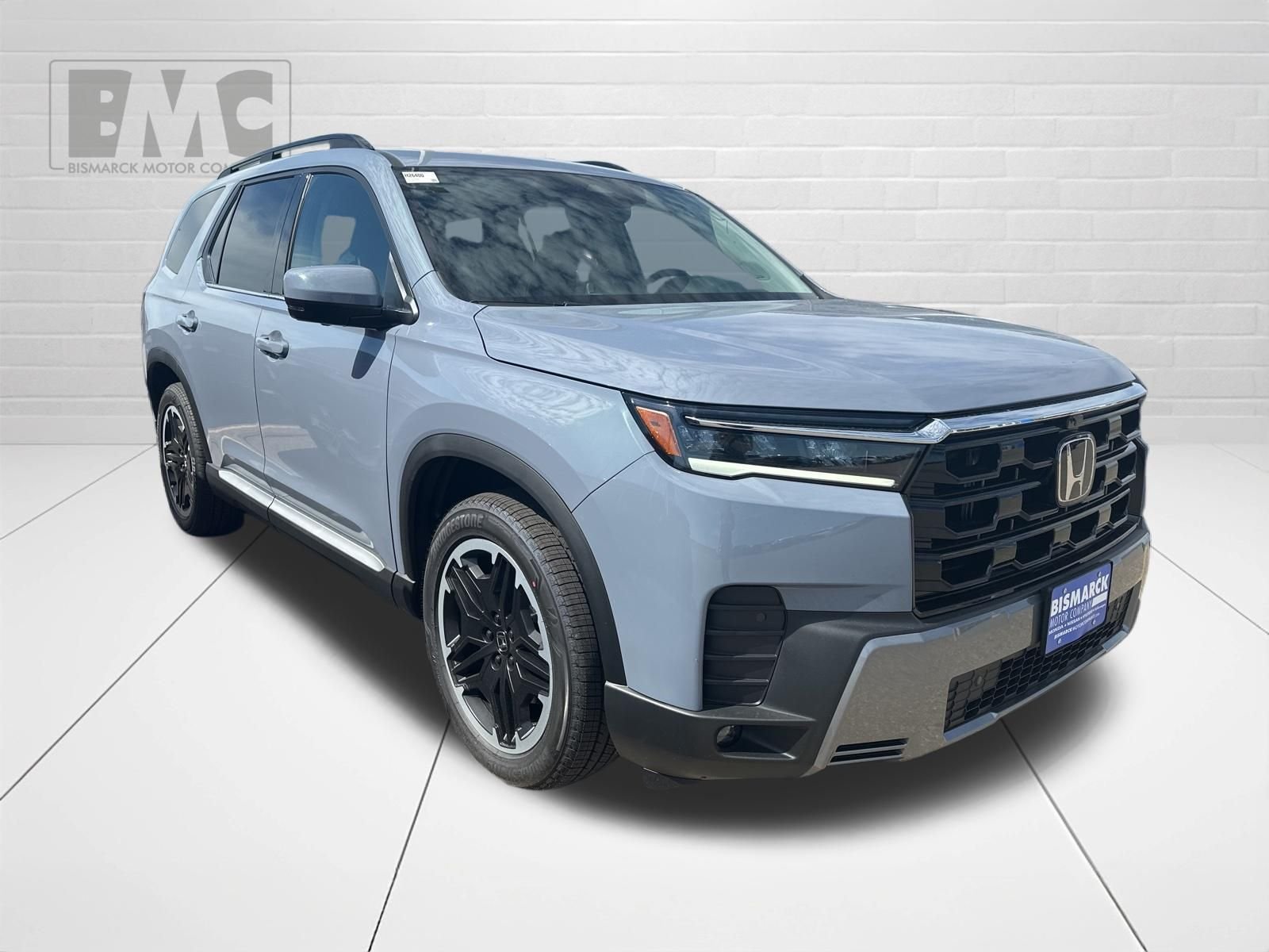 New 2026 Gray Honda Touring image 2