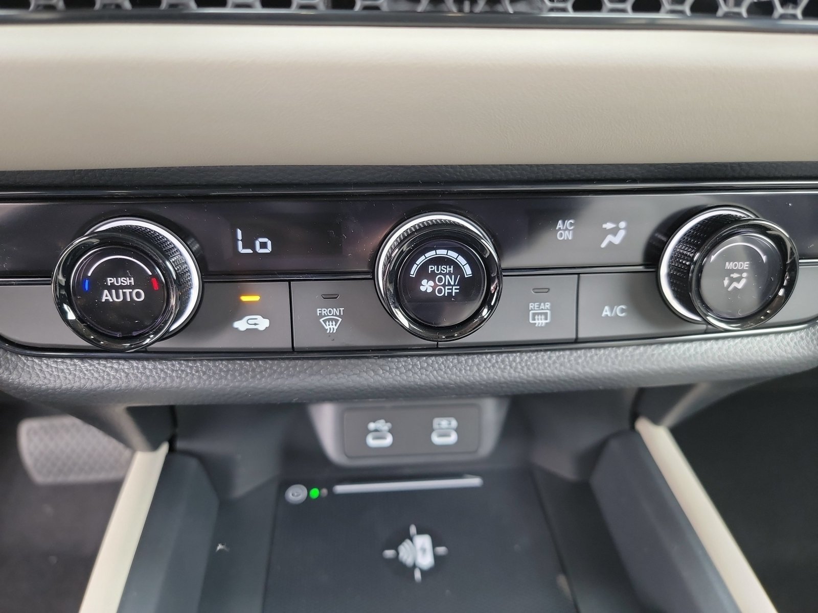 New 2027 Platinum White Pearl Honda LX image 18