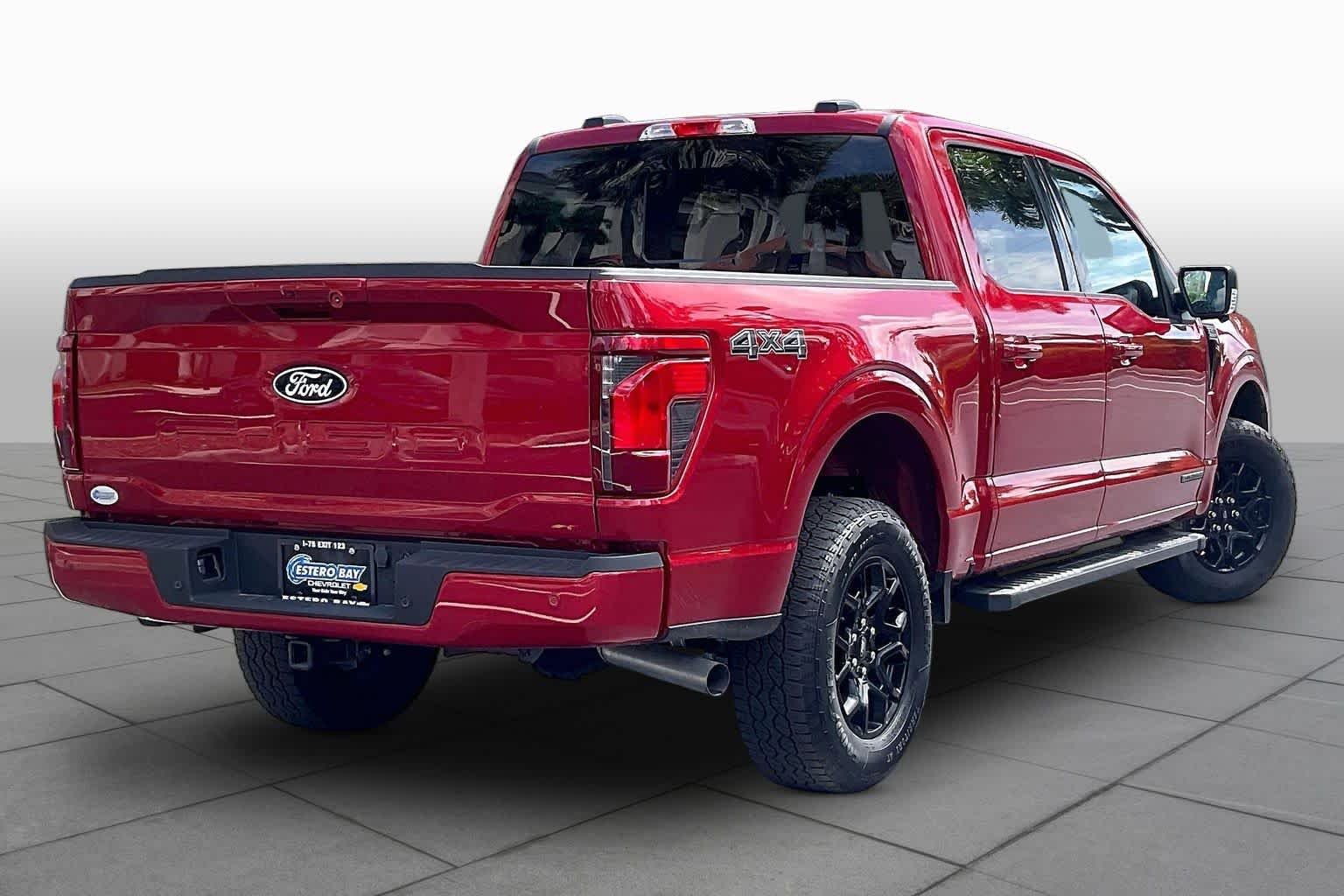 Used 2025 Rapid Red Metallic Tinted Clearcoat Ford XLT image 14