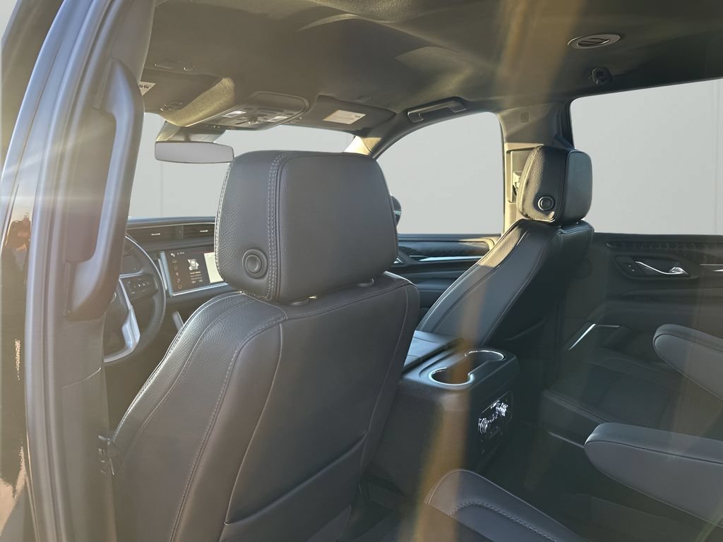 2024 GMC Yukon Denali - Photo 22