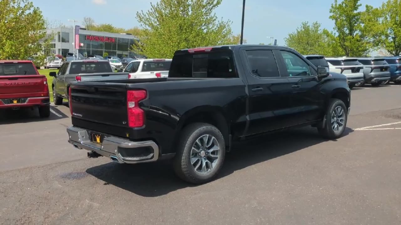 New 2026 Black Chevrolet LT image 44