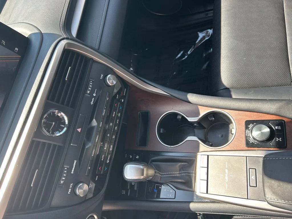Used 2020 White Lexus 350L image 14
