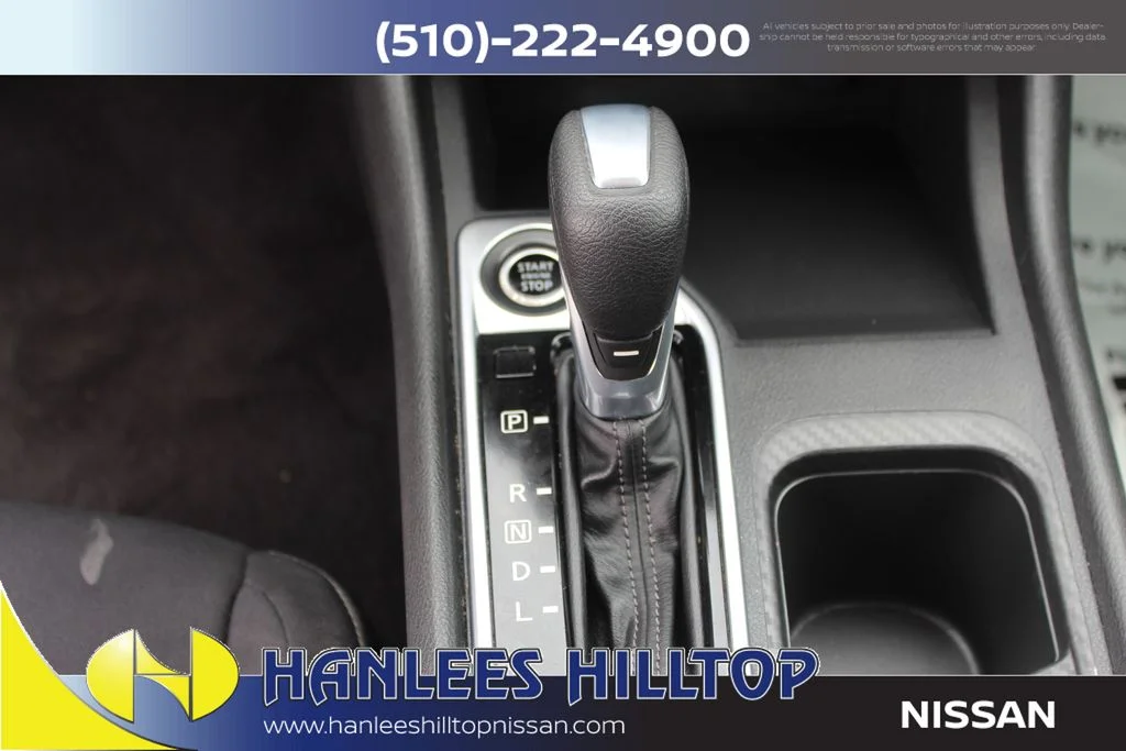 Used 2020 Blue Nissan SV image 19