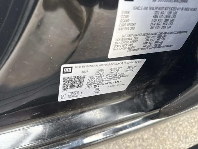 Used 2024 Black GMC Denali image 21