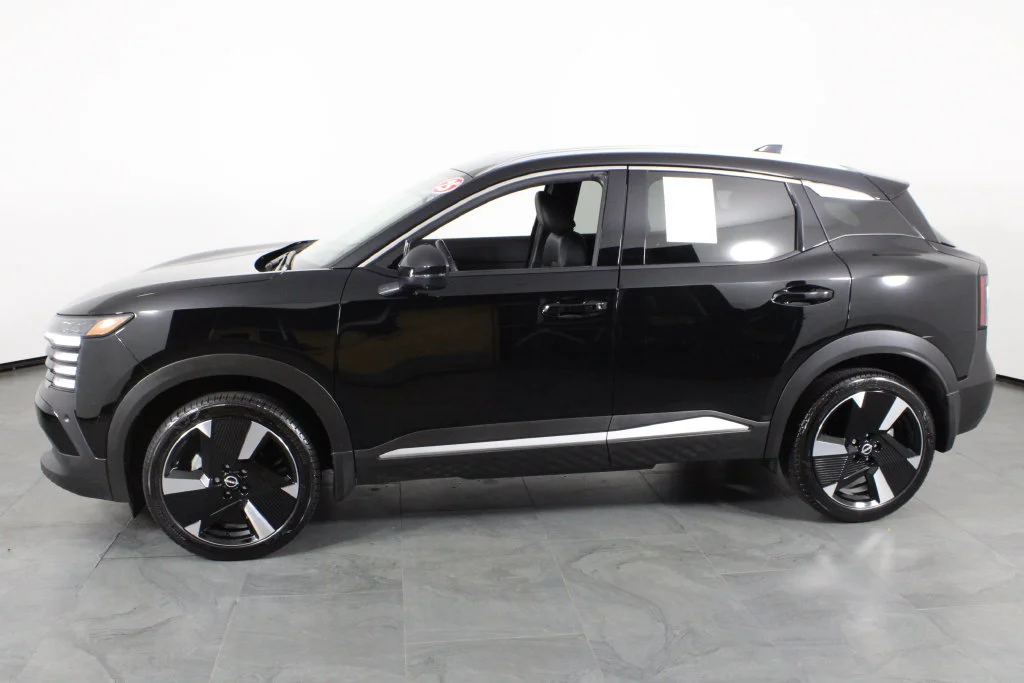 2025 Nissan Kicks SR - Photo 14