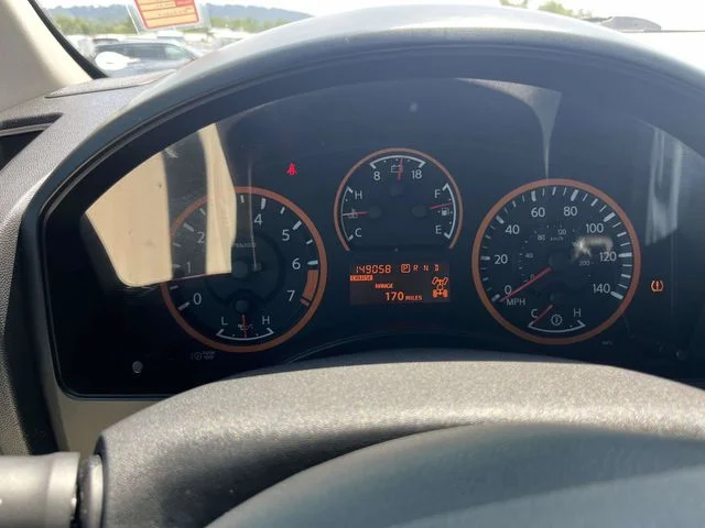 Used 2013  Nissan S image 28