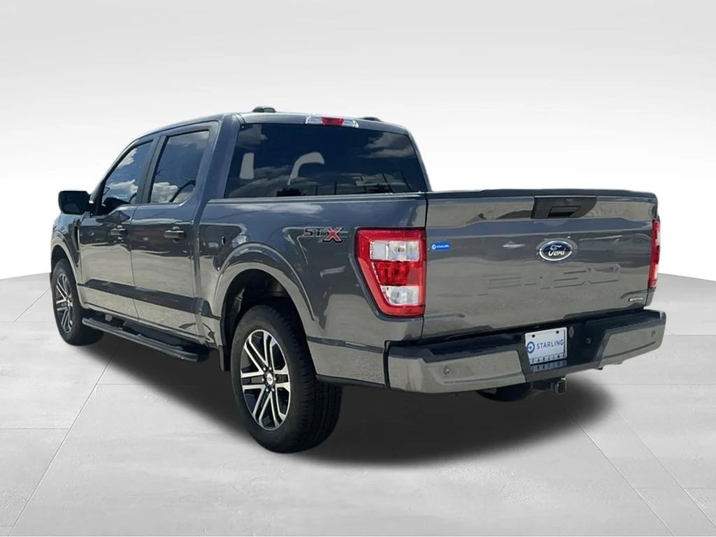 Used 2023 Gray Ford XL image 4