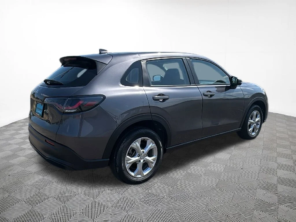 Used 2023 Gray Honda AWD LX image 9
