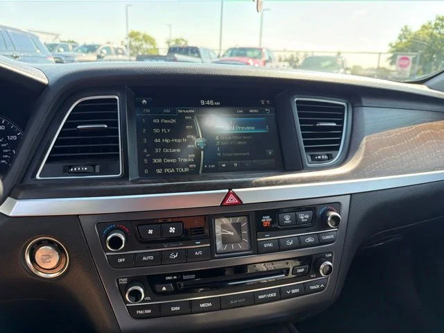 Used 2015 White Hyundai 3.8 image 12
