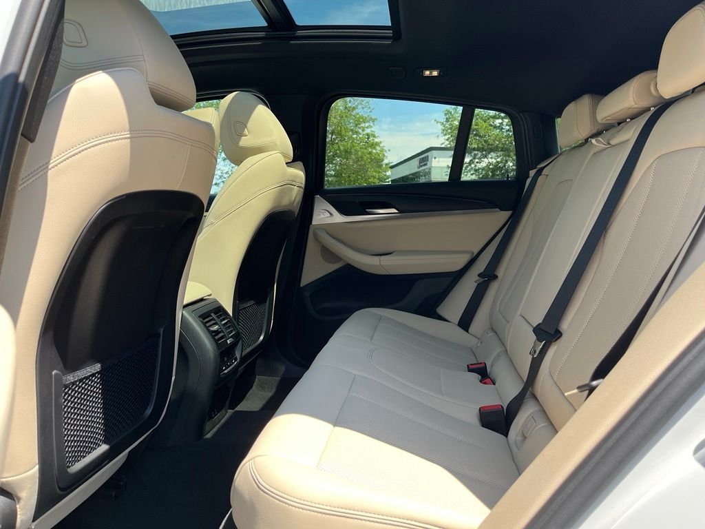 Certified Used 2025 Alpine White BMW xDrive30i image 40