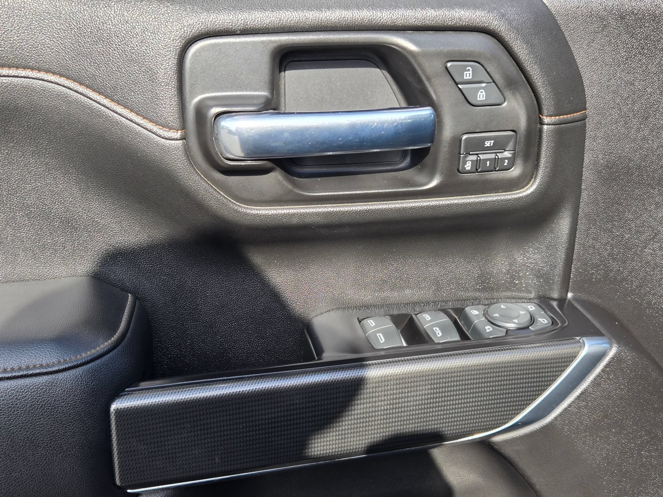 Used 2020 Onyx Black GMC AT4 image 21