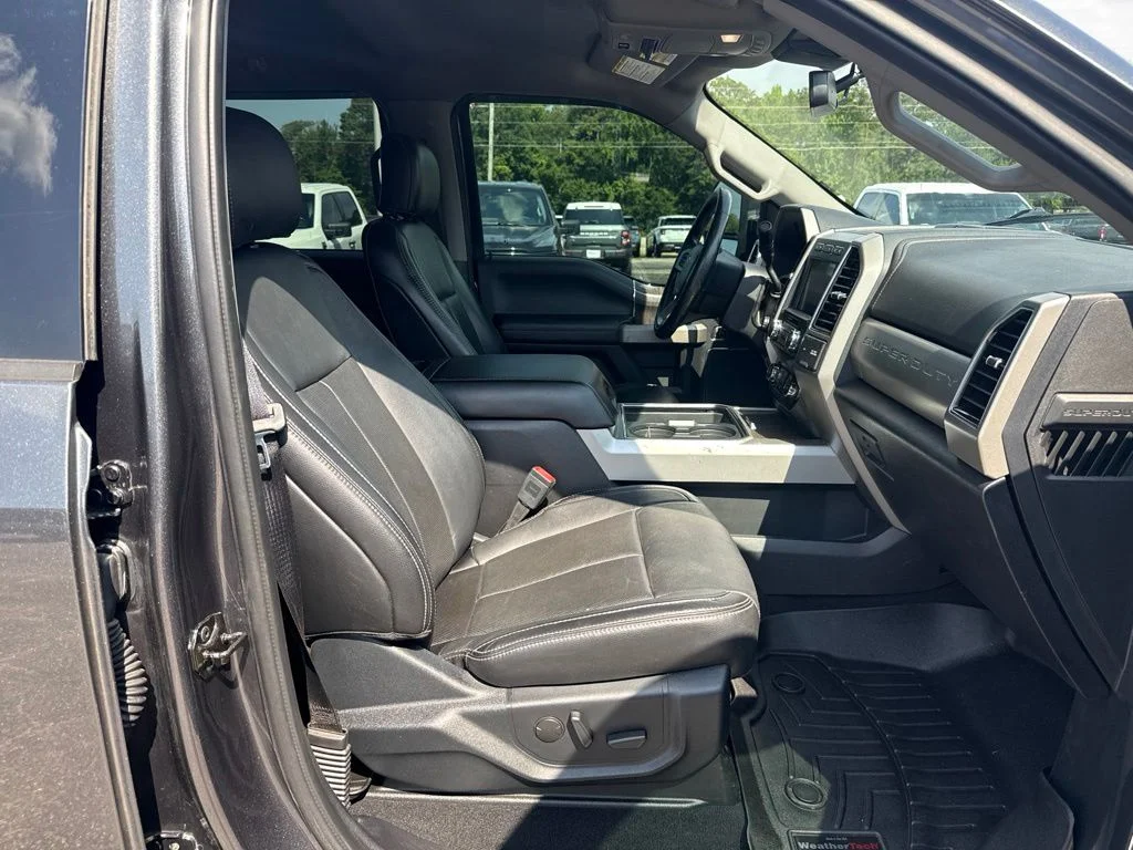 Used 2020 Gray Ford Lariat image 9