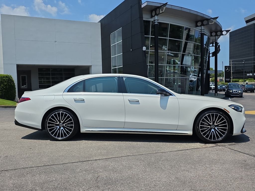 Certified Used 2022 White Mercedes-Benz S 580 image 6