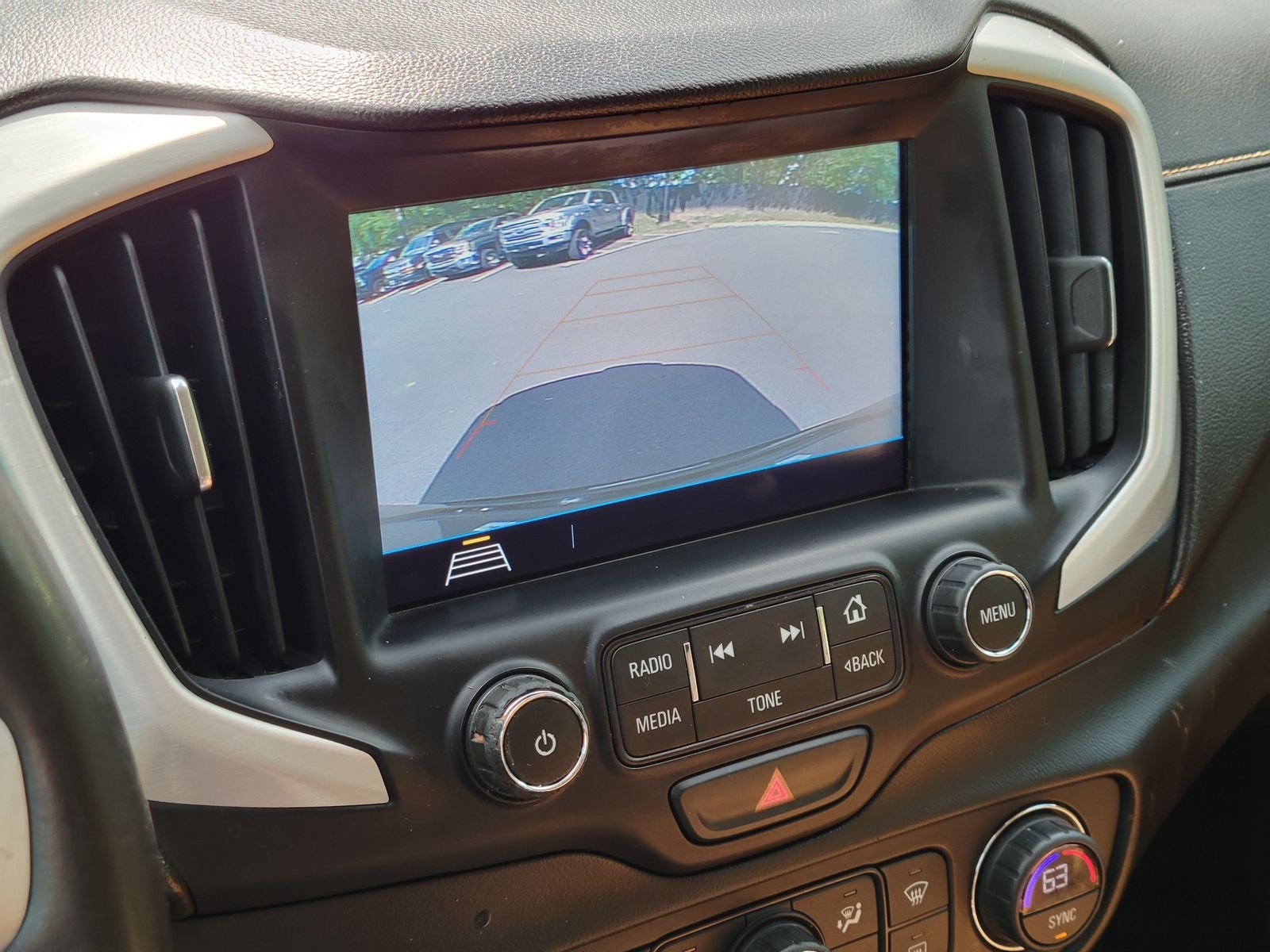 Used 2018 Black GMC SLT image 21