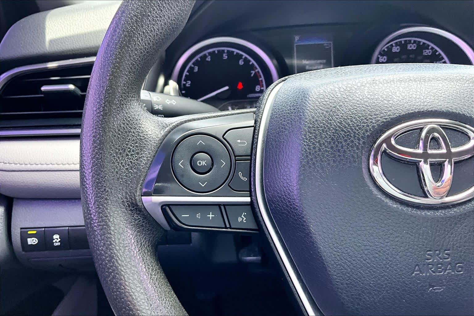Used 2022 Predawn Gray Mica Toyota LE image 21