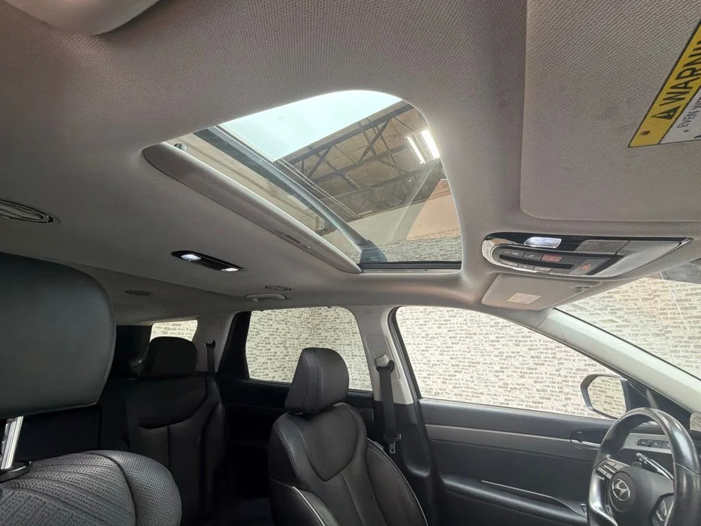 Used 2024 Abyss Black Pearl Hyundai SEL image 12