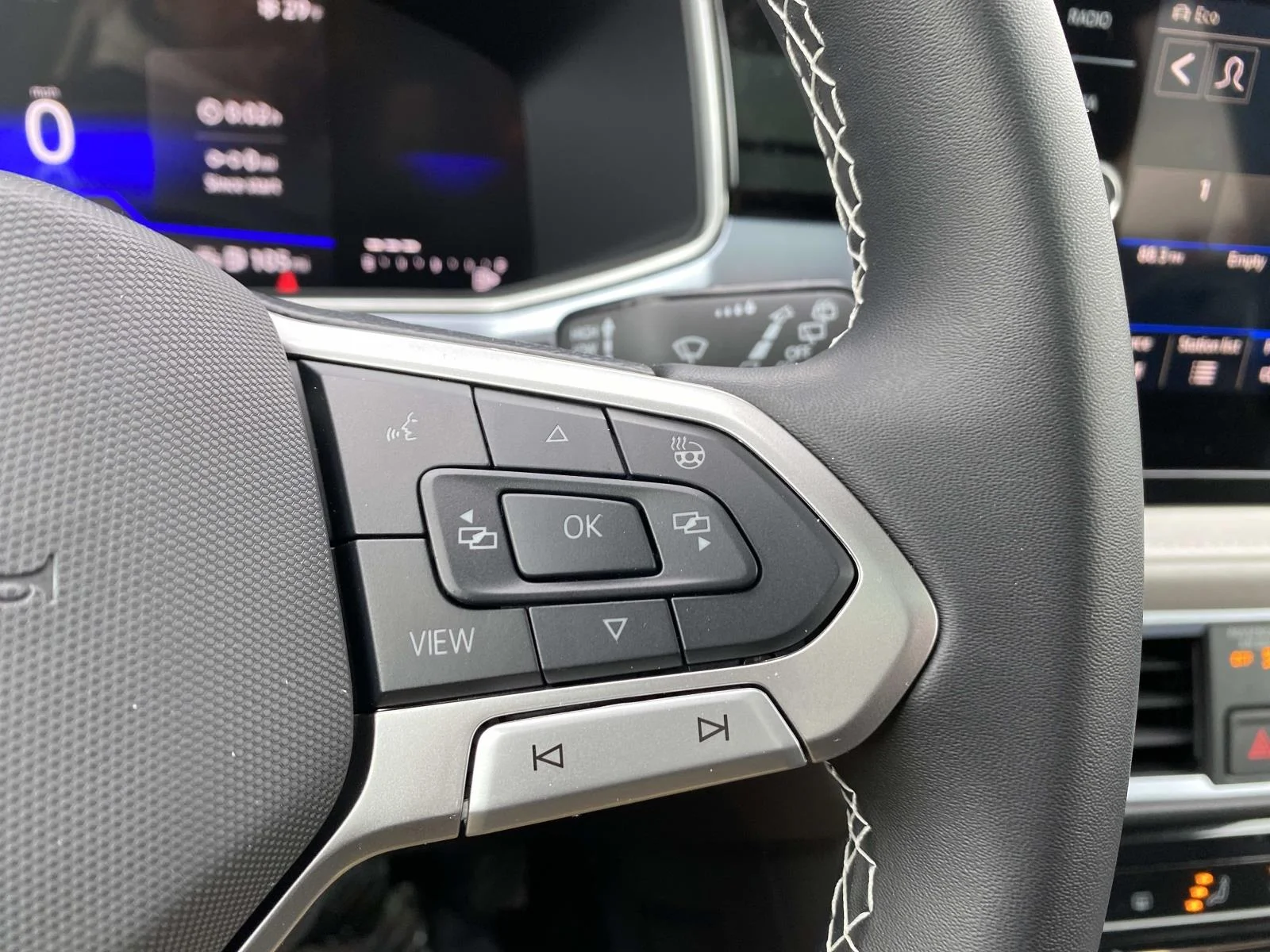 2026 Volkswagen Taos SE - Photo 15