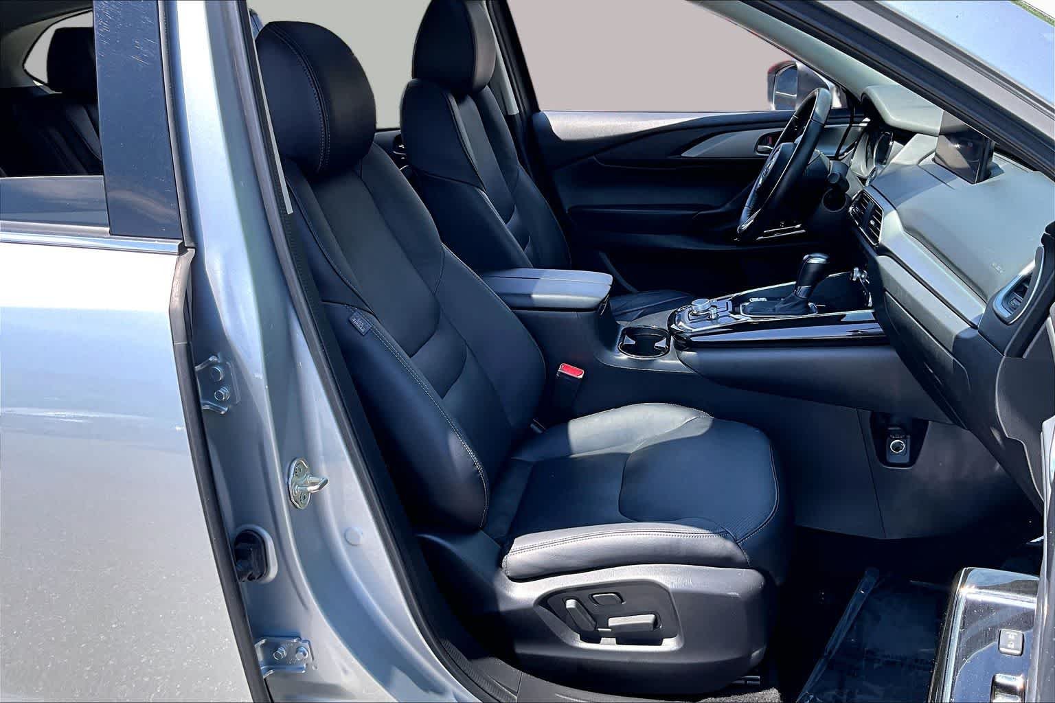 Used 2023 Sonic Silver Metallic Mazda Touring image 9