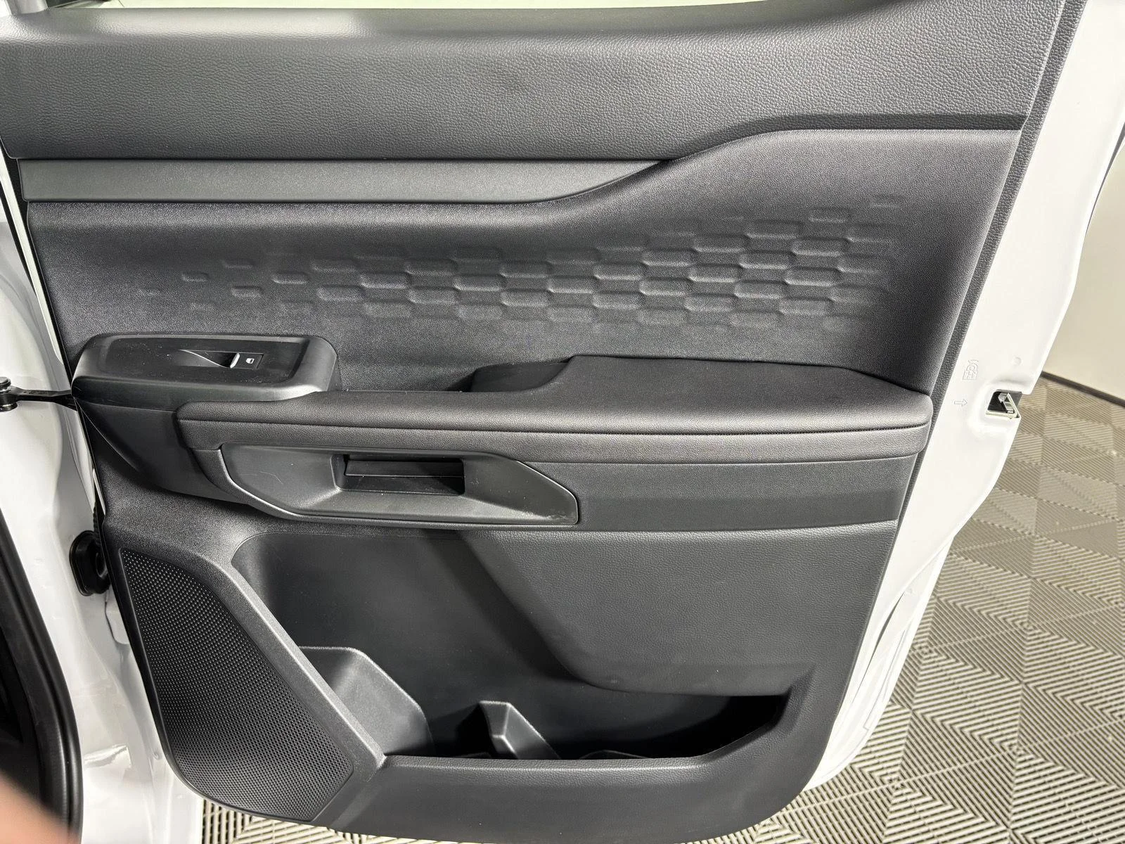Used 2026 Oxford White Ford XL image 21