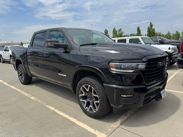 2025 RAM 1500 Laramie 4x4 Crew Cab 5'7's photo