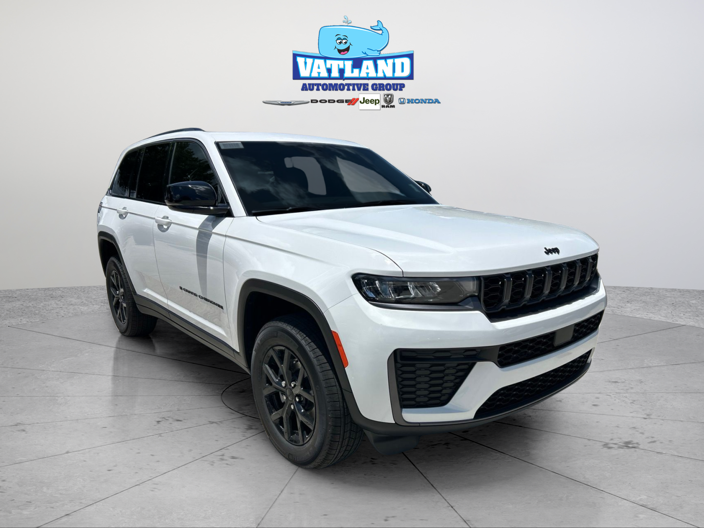 New 2026 Bright White Clear-Coat Exterior Paint Jeep Laredo Altitude image 7