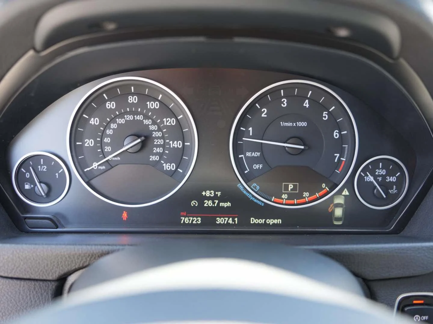 Used 2018 Mineral White Metallic BMW 320i Sedan South Africa image 19