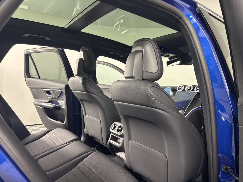 New 2026 Blue Mercedes-Benz GLC 300 image 19
