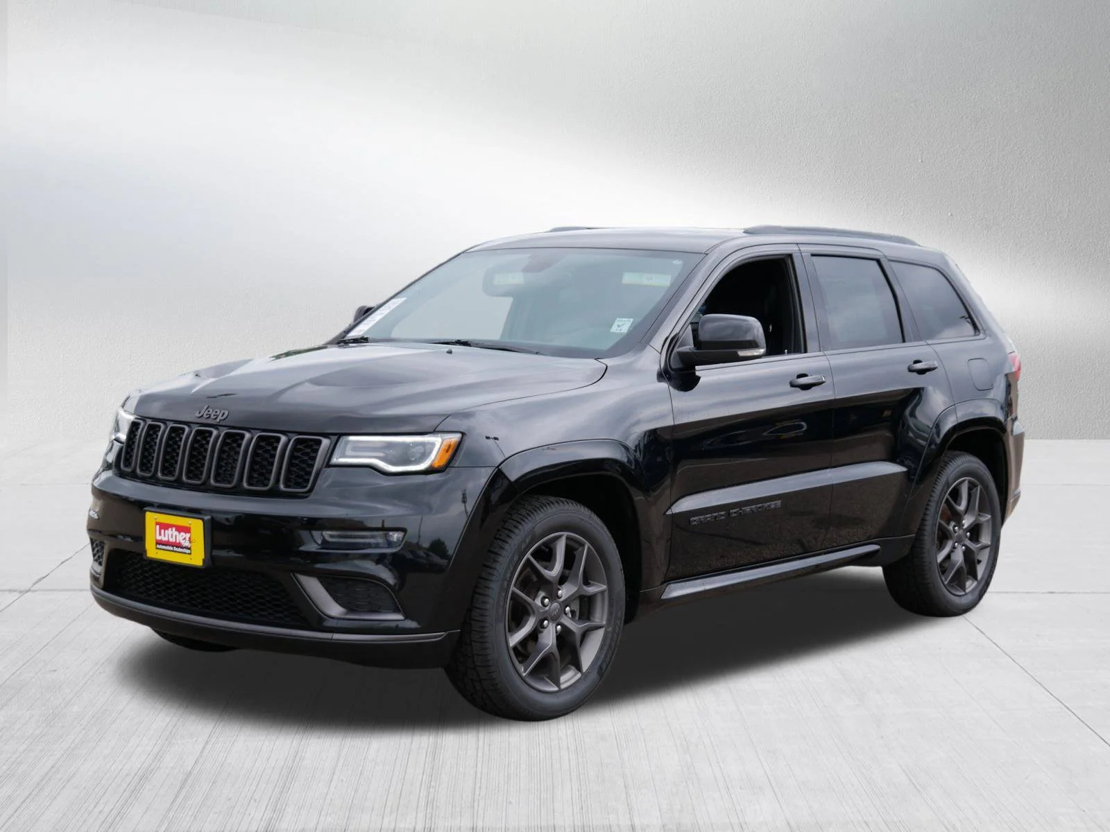 Used 2020 Diamond Black Crystal Pearlcoat Jeep Limited X image 3