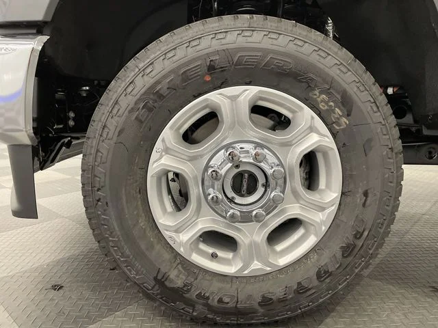 New 2026 Carbonized Gray Metallic Ford F-350® XLT image 10