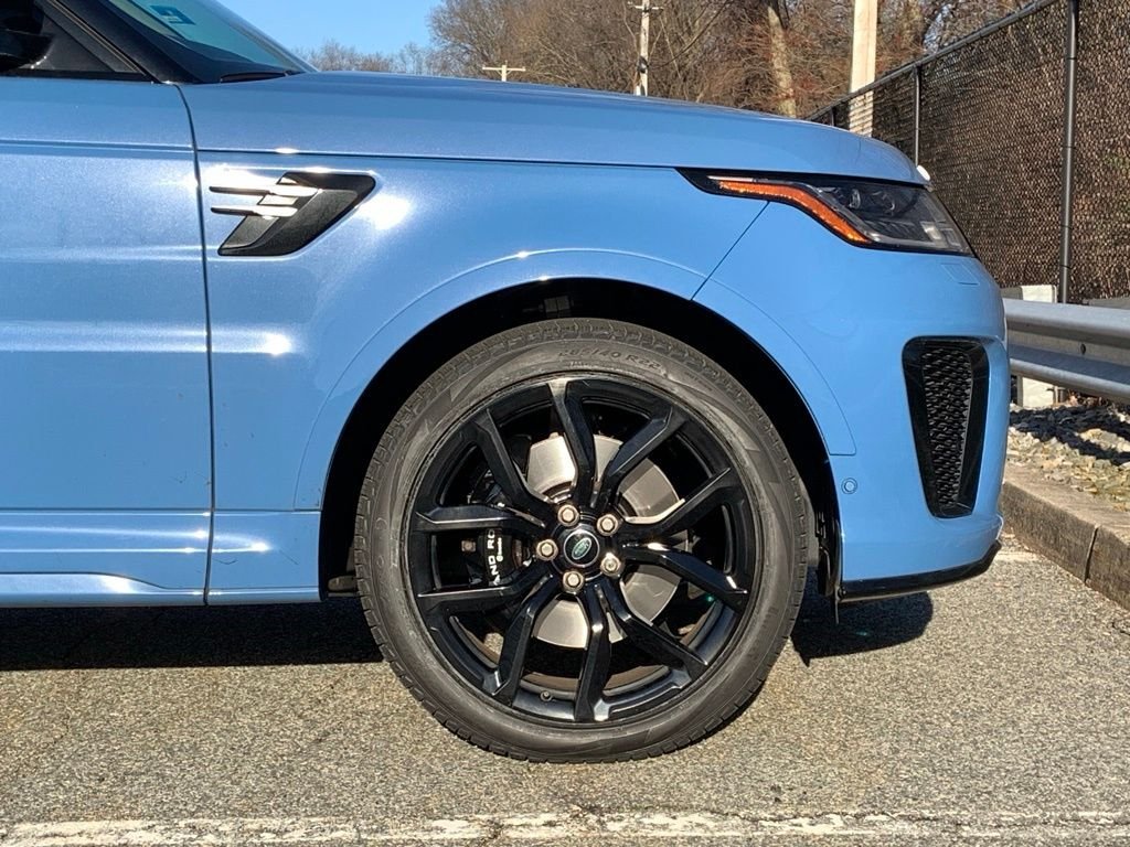 Used 2022 Blue Land Rover SVR image 9
