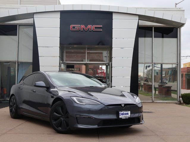 2022 Tesla Model S -'s photo