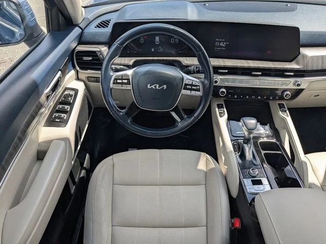Used 2023 Midnight Kia EX image 16