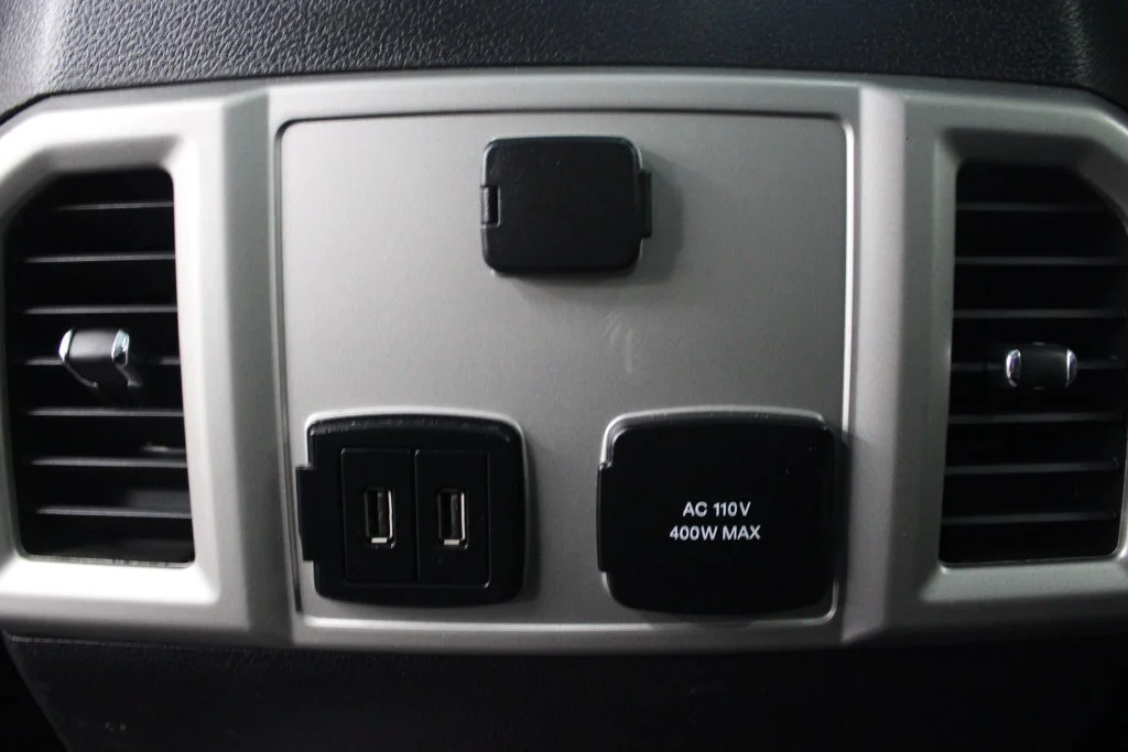 Used 2018 Shadow Black Ford Lariat image 50
