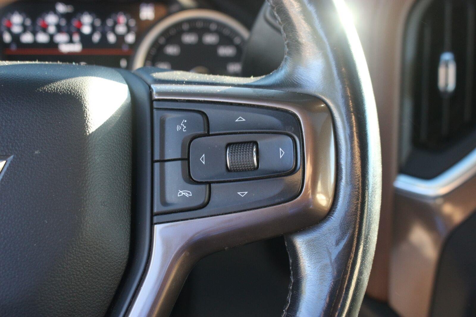 Used 2021 SUMMIT WHITE Chevrolet High Country image 21