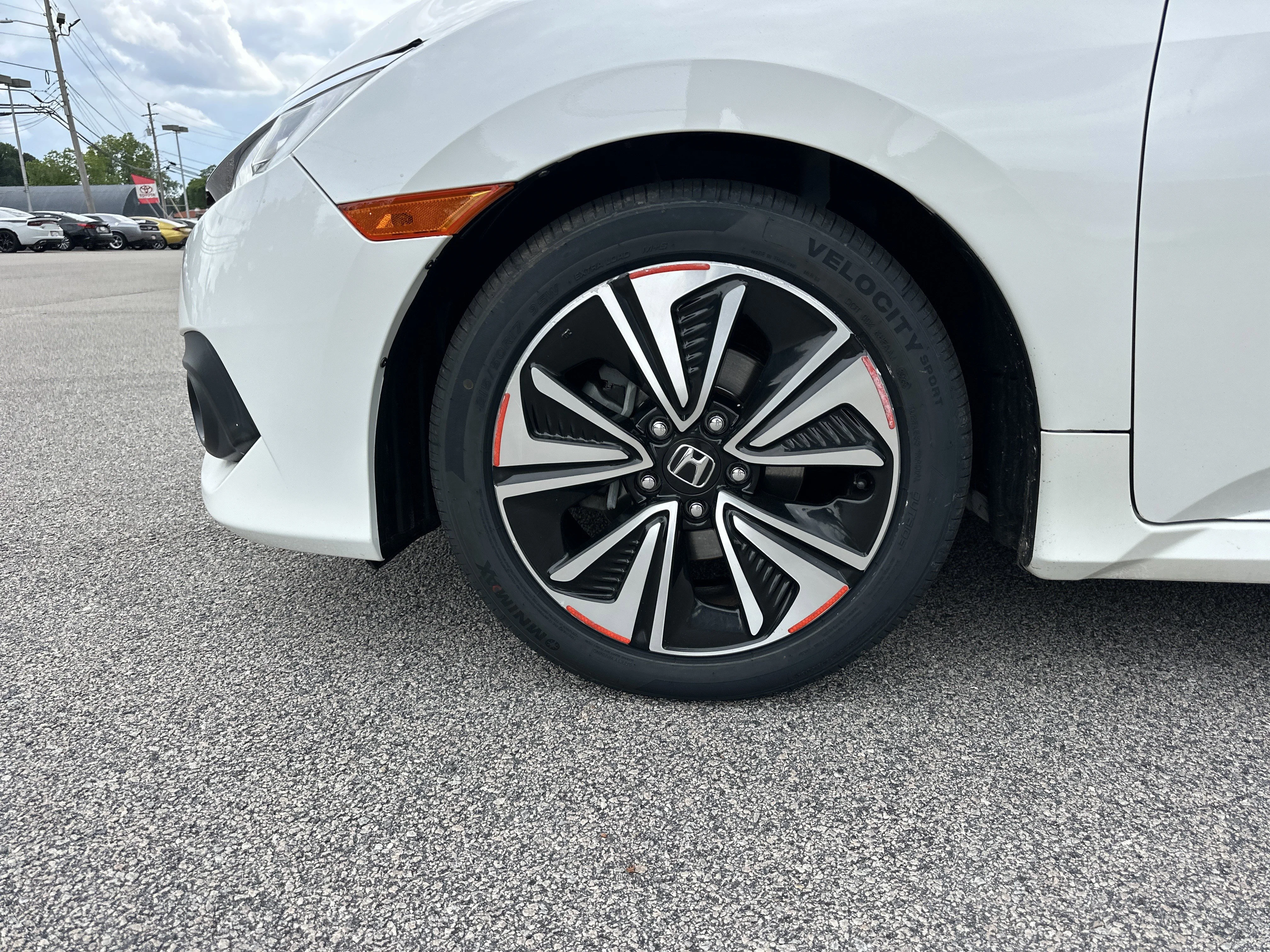 Used 2016 WHITE Honda EX-T image 11