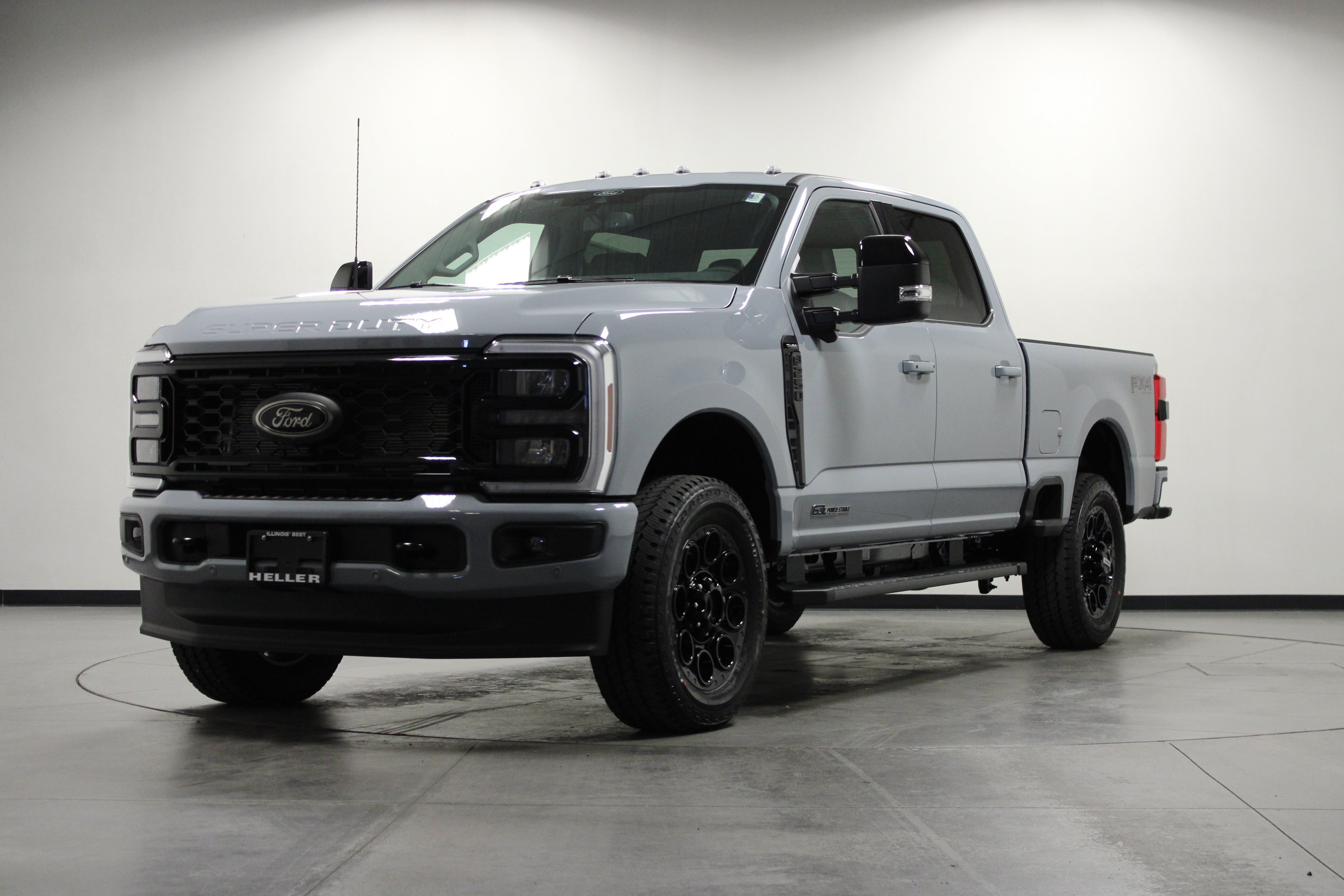 New 2026 Glacier Gray Metallic Tri-Coat Ford LARIAT image 8