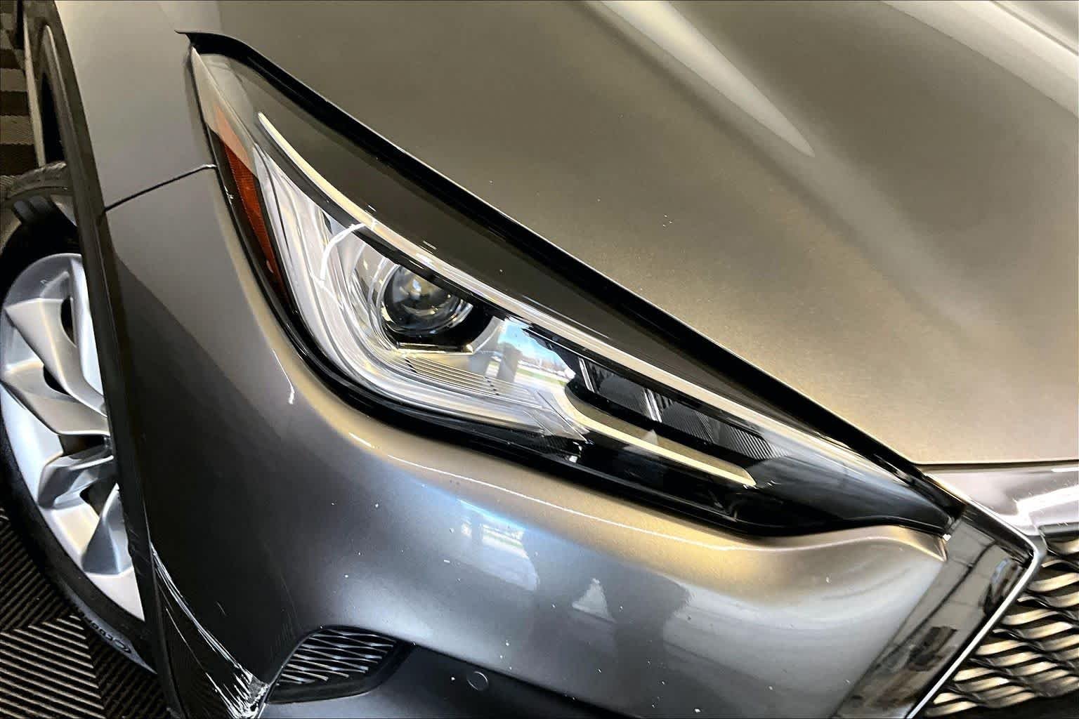 Used 2022 Graphite Shadow INFINITI ESSENTIAL image 27