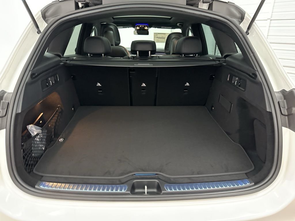 Certified Used 2026 White Mercedes-Benz GLC 300 image 16
