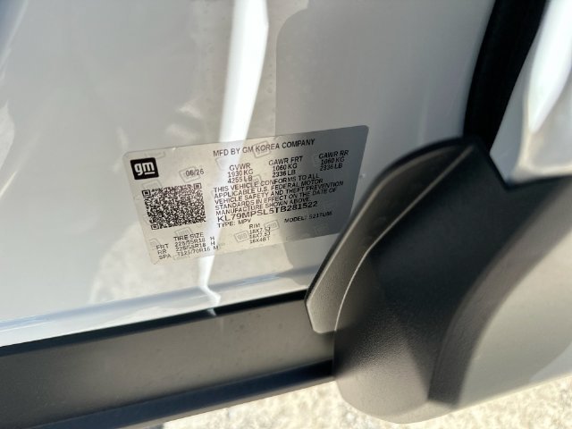 New 2026 Summit White Chevrolet LT image 36
