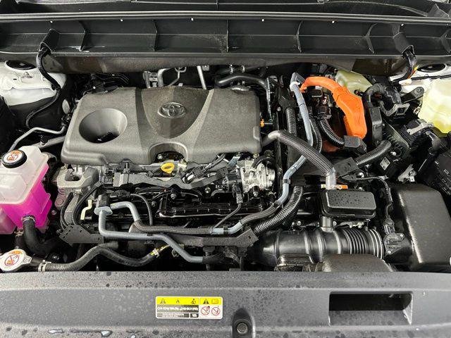 Certified Used 2026 WIND CHILL PEARL Toyota  image 11