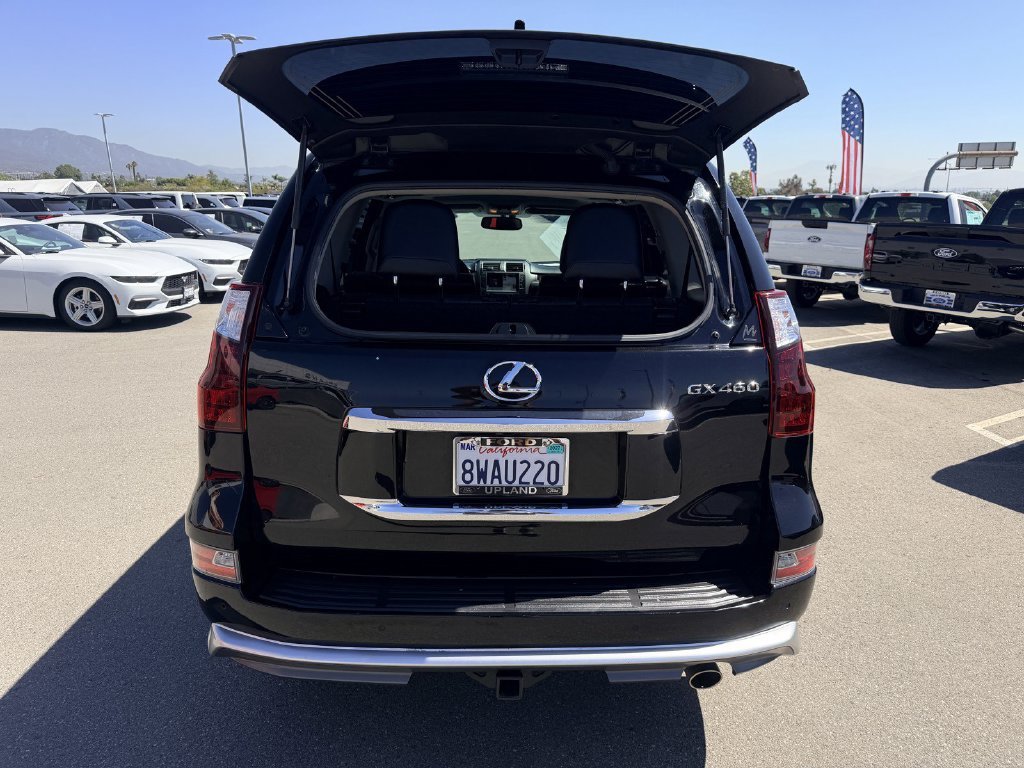 Used 2018 Onyx Black Lexus 460 image 21