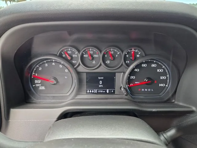 2025 Chevrolet Silverado 1500 Custom - Photo 32