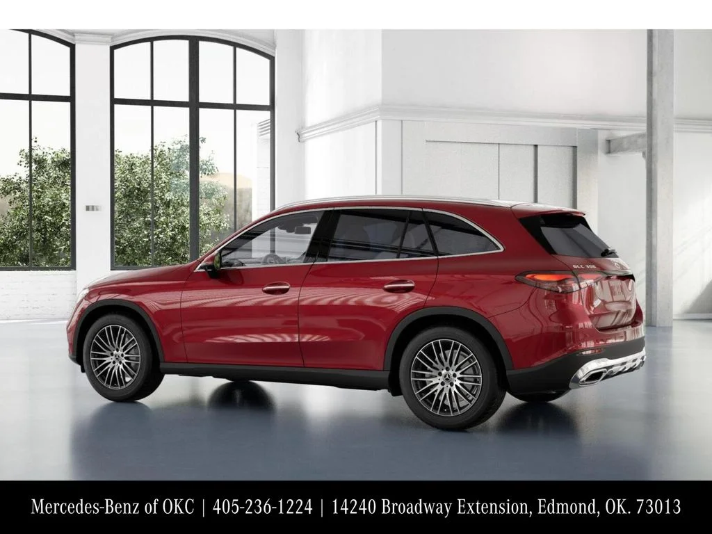 Used 2026 Red Mercedes-Benz GLC 300 image 31